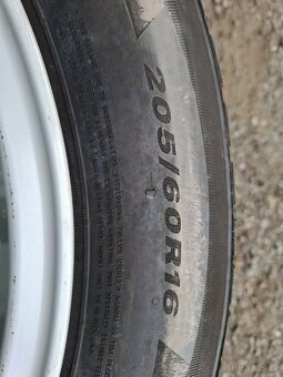 Alu kola Škoda s pneu 205 x 60 x 16 - 8