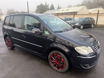 Volkswagen Touran 2.0 TDi FACELIFT MOŽNO NA SPLÁTKY - 8