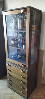 Sada úložných skříní - 8