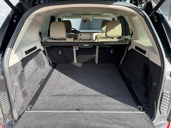 Land Rover Discovery TDV6 HSE AWD AT ČR DPH - 8