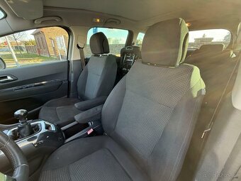 Peugeot 5008 1.6Thp 115kw +1.majitel+DPH+7míst+163TKM - 8