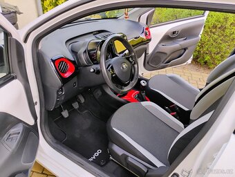 Toyota aygo edice Touch, 1.0VVTi, 51kw, rok 2015 - 8