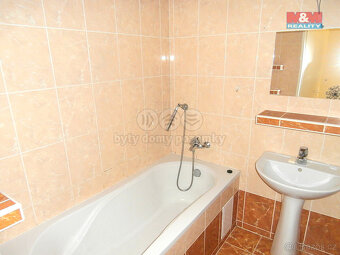 Pronájem bytu 3+1, 70 m², Orlová, ul. F. S. Tůmy - 8