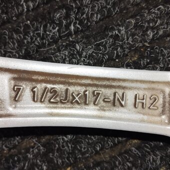 Kola na BMW 7,5Jx17H2 ET30 pneu Bridgestone 225/50/R17 - 8