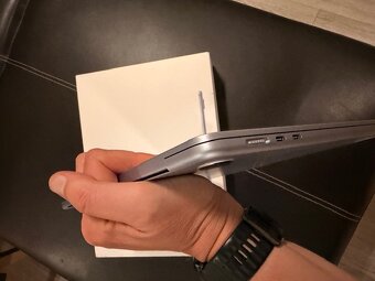 Macbook Air M4 15,3" 16/256GB, sky blue, CZ, záruka 3/27 - 8