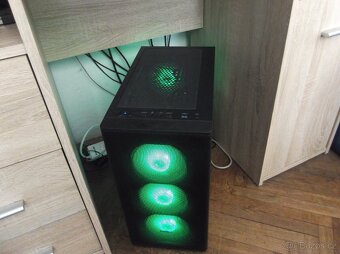 herní PC - i5 9600K+RX 5700xt+16GB RAM - 8