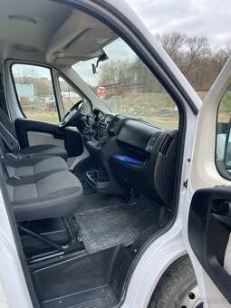 Fiat Ducato, Valník 2,3JTD 96kW 7míst r.v. 2017 - 8