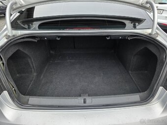 Volkswagen Passat 2.0 TDI 103KW - 8
