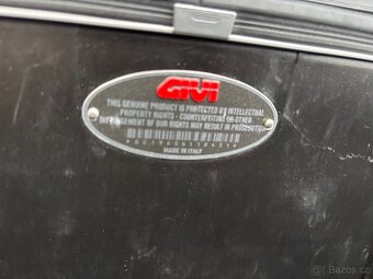 Kompletni kufry Givy vcetne drzaku na Yamaha TDM 850 - 8