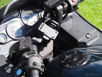 Kawasaki GTR 1000 - 8