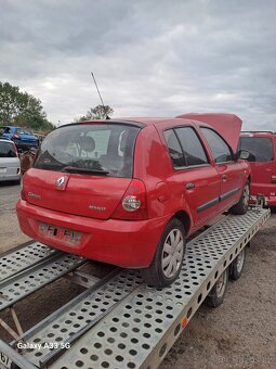 Renault Clio Thalie - 8
