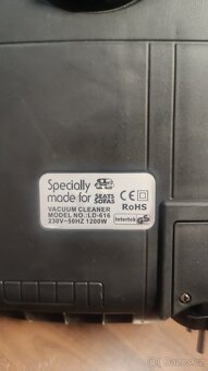 Prodám malý vysavač 1200w na sáčky - 8