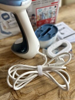 Stojanový napařovač oděvů Tefal Pure Tex DT9530E1 - 8