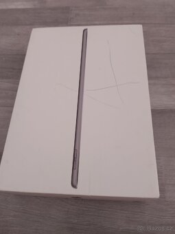 Zánovní iPad, 64GB - 8