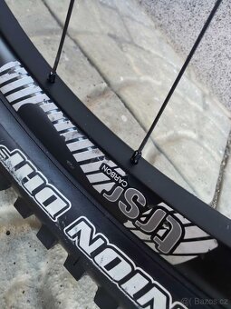 Horské kolo Yeti SB 5.5 Turg Carbon XTR 29″ - 8