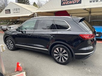 Prodá Volkswagen Touareg 3,0 TDI AT, LED Matrix - 8