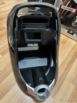 Vysavač Rowenta silence force cyclonic R07260EA - 8