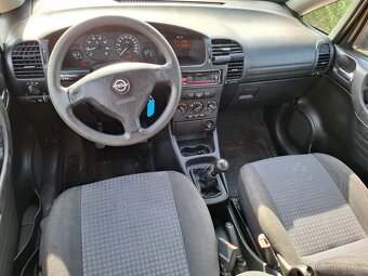 Opel Zafira 1.6i Klima Alu Model 2006. - 8