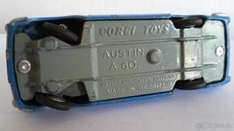 Starý model Corgi Toys Austin A 60 autoškola - 8