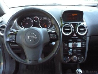 Opel Corsa 1.2,1.majitel,ČR,serviska - 8