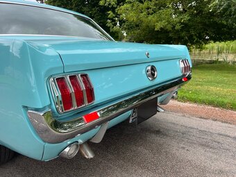 1965 Ford Mustang V8 - 8
