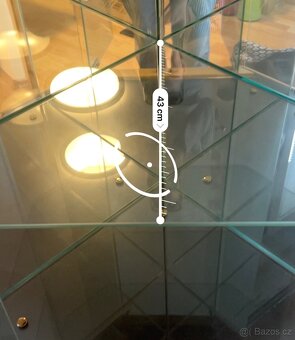 Krásná skleněná vytrína Glassbytex - 8