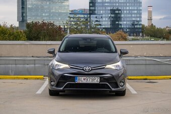 Toyota Avensis Combi 2.0 D-4D S S Business - 8
