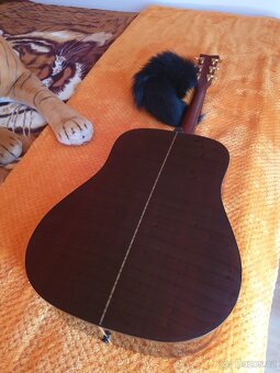 DREADNOUGHT KYTARA YAMAHA DW 15 - 8