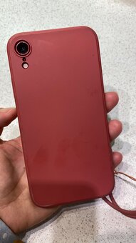 Prodám červený iPhone XR 128GB - 8