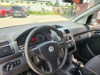 VW Touran 1.9 TDI, 77kw, nová STK,model 2009. - 8