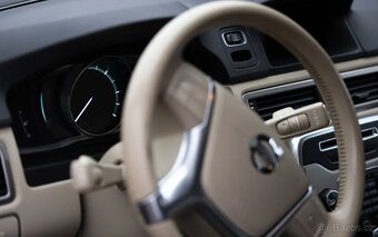 VOLVO XC70 D5 AWD SUMMUM - 8