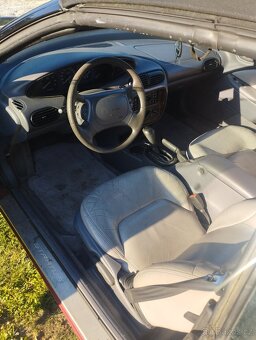 Chrysler status Cabrio 2.5V6 - 8