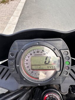 Kawasaki z1000 - 8