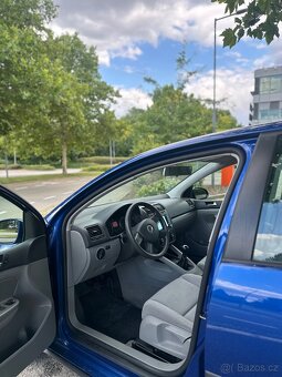 Volkswagen Golf V 1.4 - 8