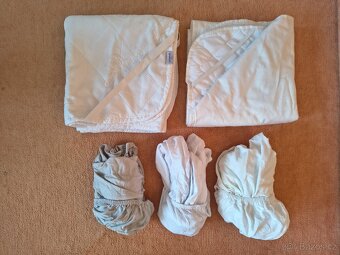 Dřevěná dětská postýlka + matrace - 8