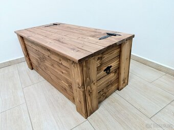 Dřevěná truhla - 8