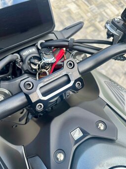 Honda 1000 hornet - 8