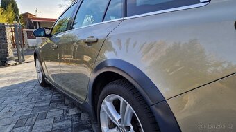 OPEL INSIGNIA COUNTRY TOURER 4x4 2.0 CDTI 120KW.ALU KOLA 18. - 8