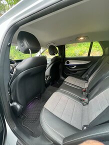 Mercedes Benz E 220 d - 8
