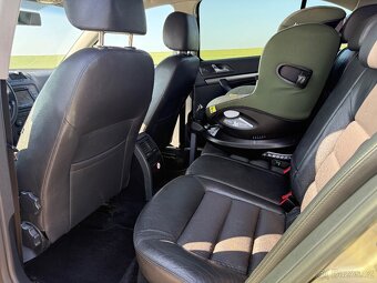 Škoda octavia 2 2.0 fsi 110kw - 8