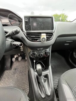 Peugeot 208 1.2 60kW Puretech - 8