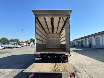 MAN TGM 18.290 se shrnovací plachtou a čelem - 8