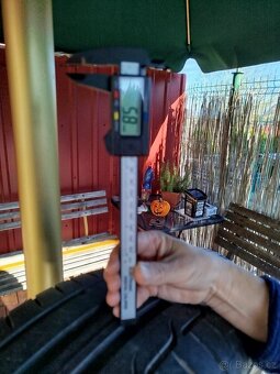 ALU KOLA ŠKODA R17 5 × 112 - LETNÍ PNEU DUNLOP 225/45 R 17 - 8