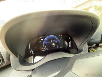 Toyota Yaris Cross - 8