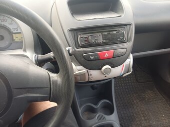 Citroen C1 1.0i 50 kW rv 2005 - 8