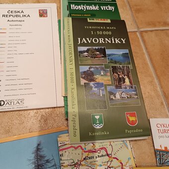 Různé turistické mapy - 8