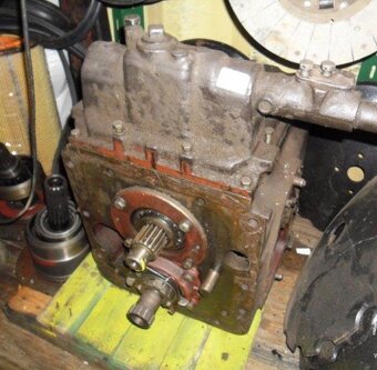 Motor D 245,5. Na traktor Bělarus 952, Filtry, hlavu, blok. - 8