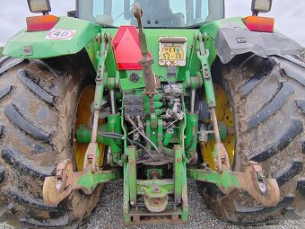 JOHN DEERE 8300 - 8