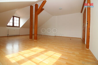 Prodej nájemního domu, 400 m², Nový Bor - 8