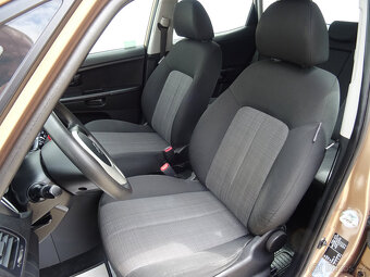 Kia Venga 1.4i,66kW,NovéČR,klima,ALU,Isofix - 8